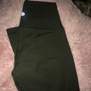 Olive Lululemon Capri legging